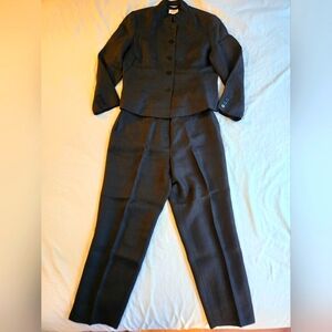 Talbots 2 Pc Charcoal Irish Linen Suit 12 Petite - Pleated Pants Mandarin Collar